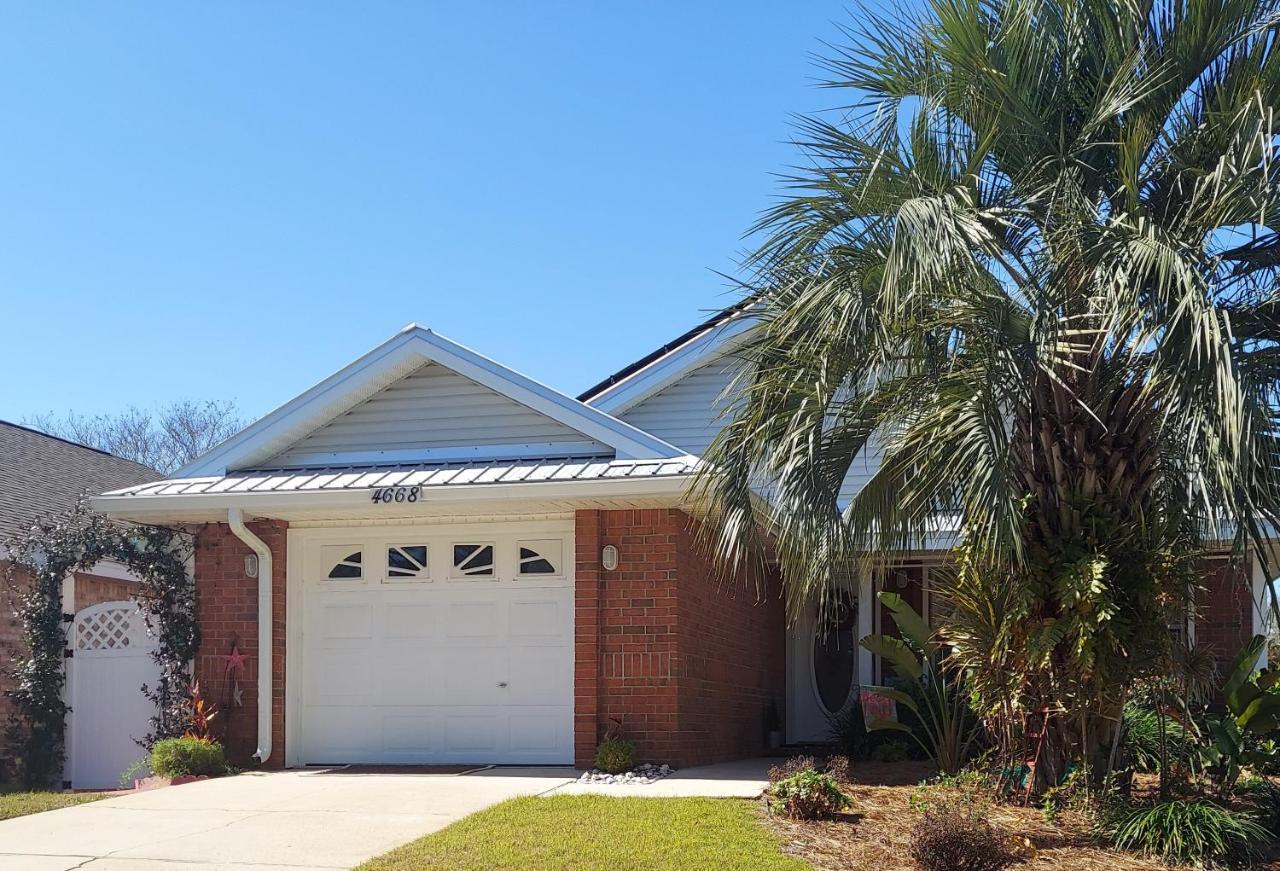 Destin Daydream Bed & Breakfast Exterior photo